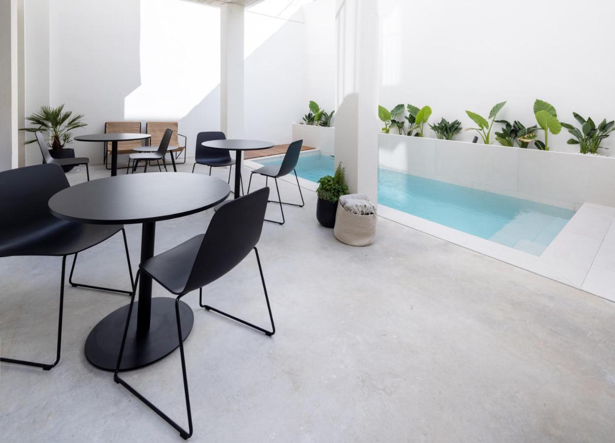 Yours Boutique Stay Valencia Exteriör bild